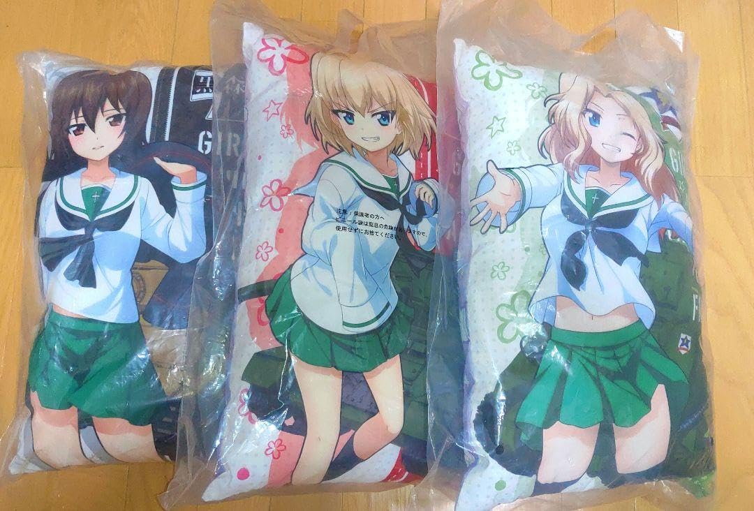 Amazon.co.jp: 西住まほカチューシャケイ クッション ガールズ